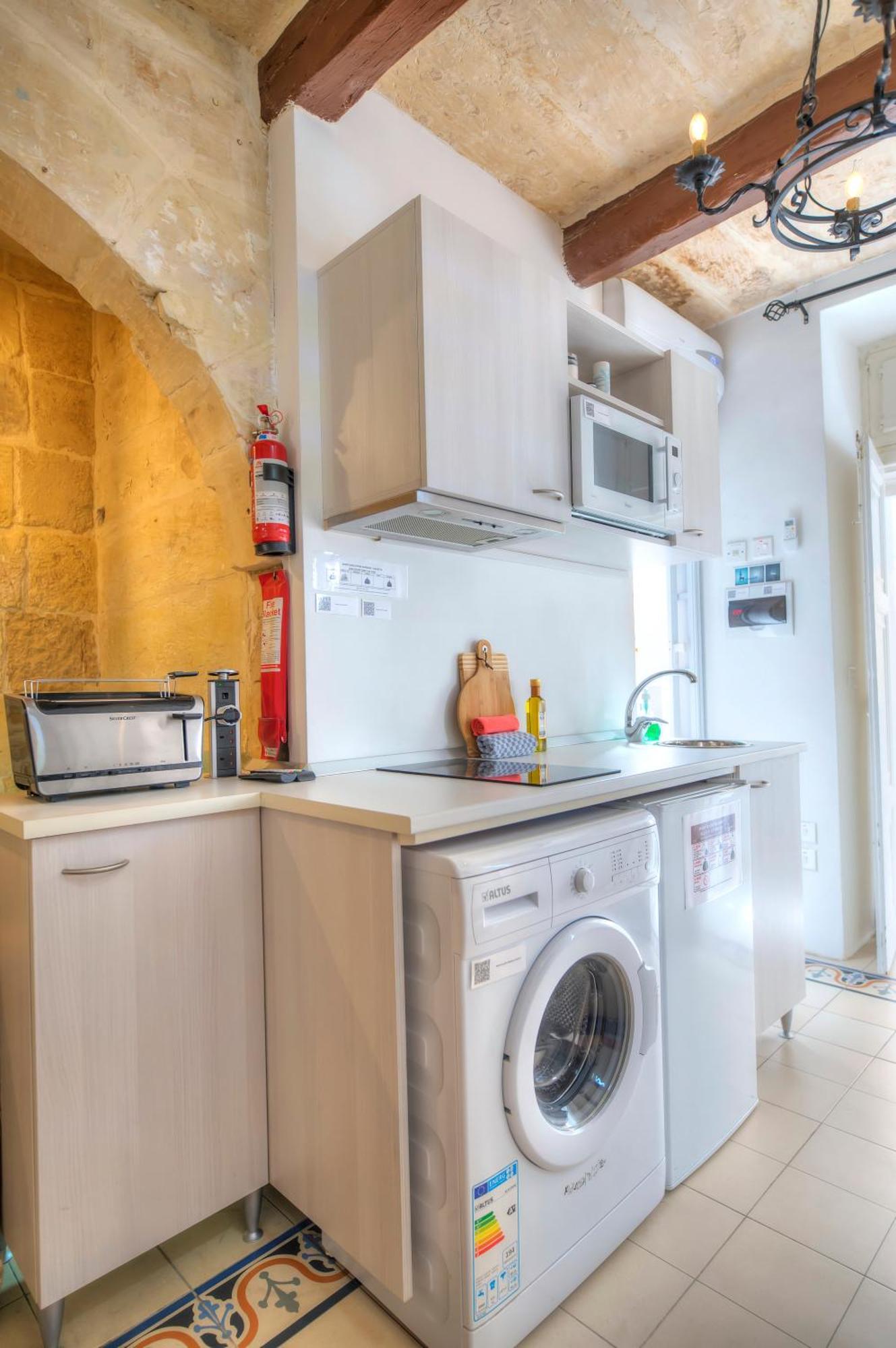 Charming House In The Heart Of Valletta Cpac1-3 Экстерьер фото