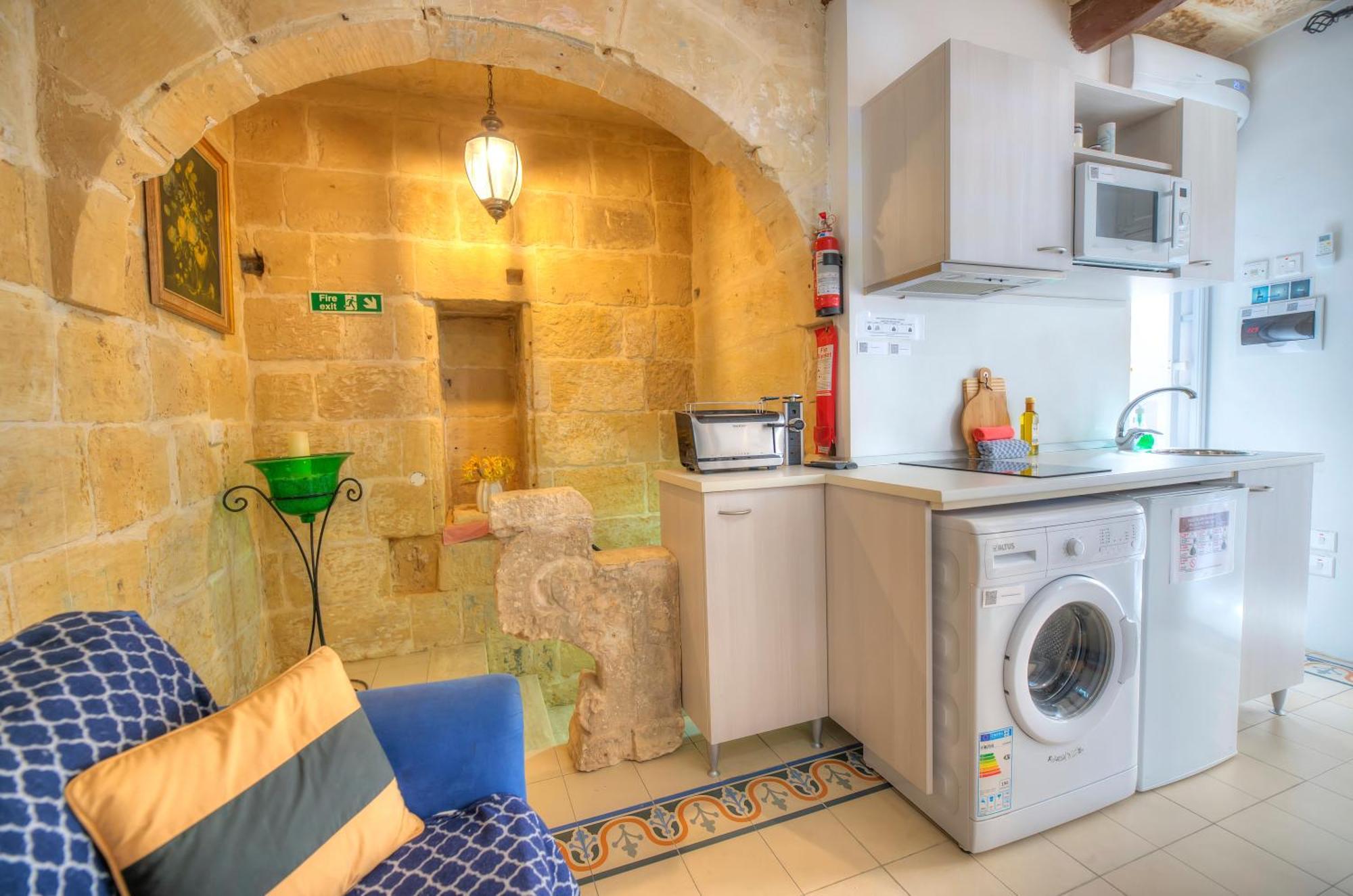 Charming House In The Heart Of Valletta Cpac1-3 Экстерьер фото